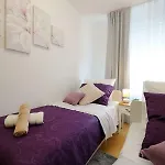 Dioniz Apartman Zára